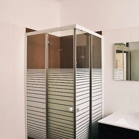 Apartment Hub & Suites *